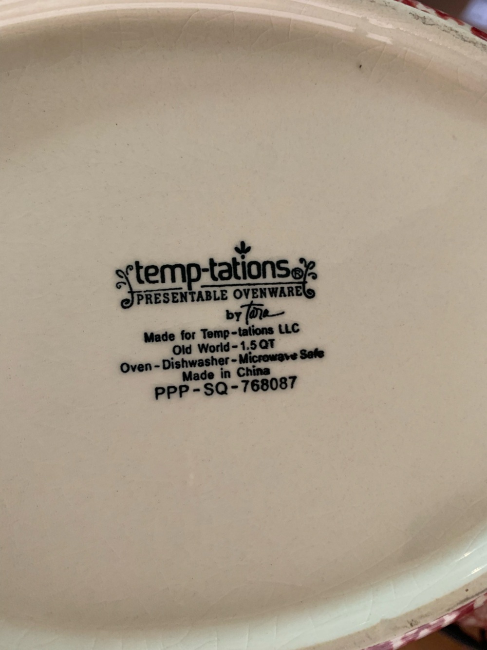 Temp-tations By Tara Old World Cranberry 2 Quart Casserole Dish Basket Tray Lid - Picture 9 of 10